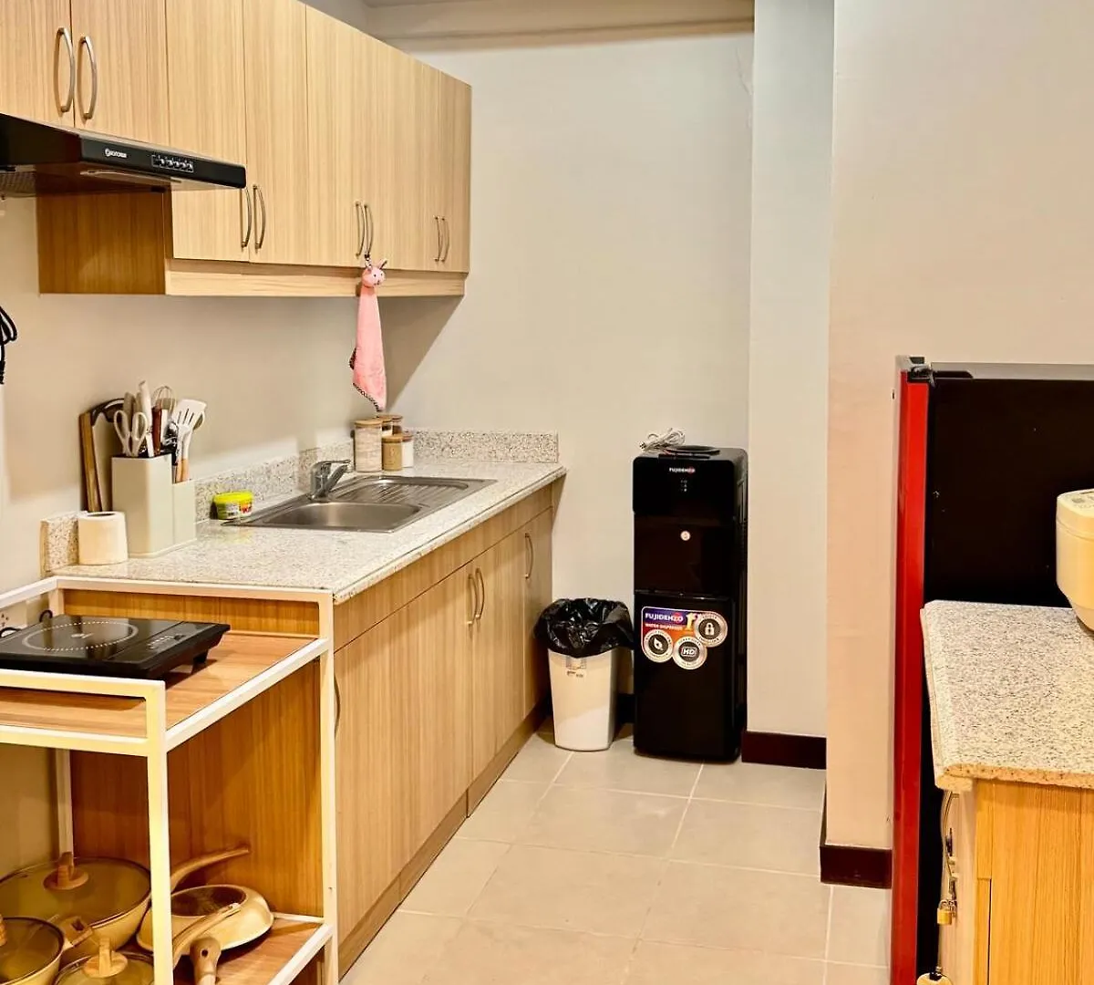 2Br Unit With Balcony At Verdon Parc, Ecoland Davao City Filipiny