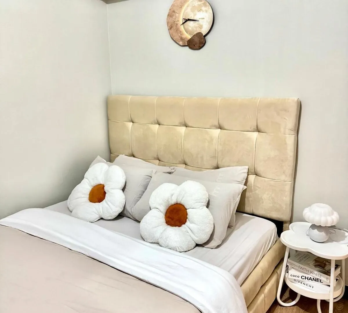 2Br Unit With Balcony At Verdon Parc, Ecoland Davao City