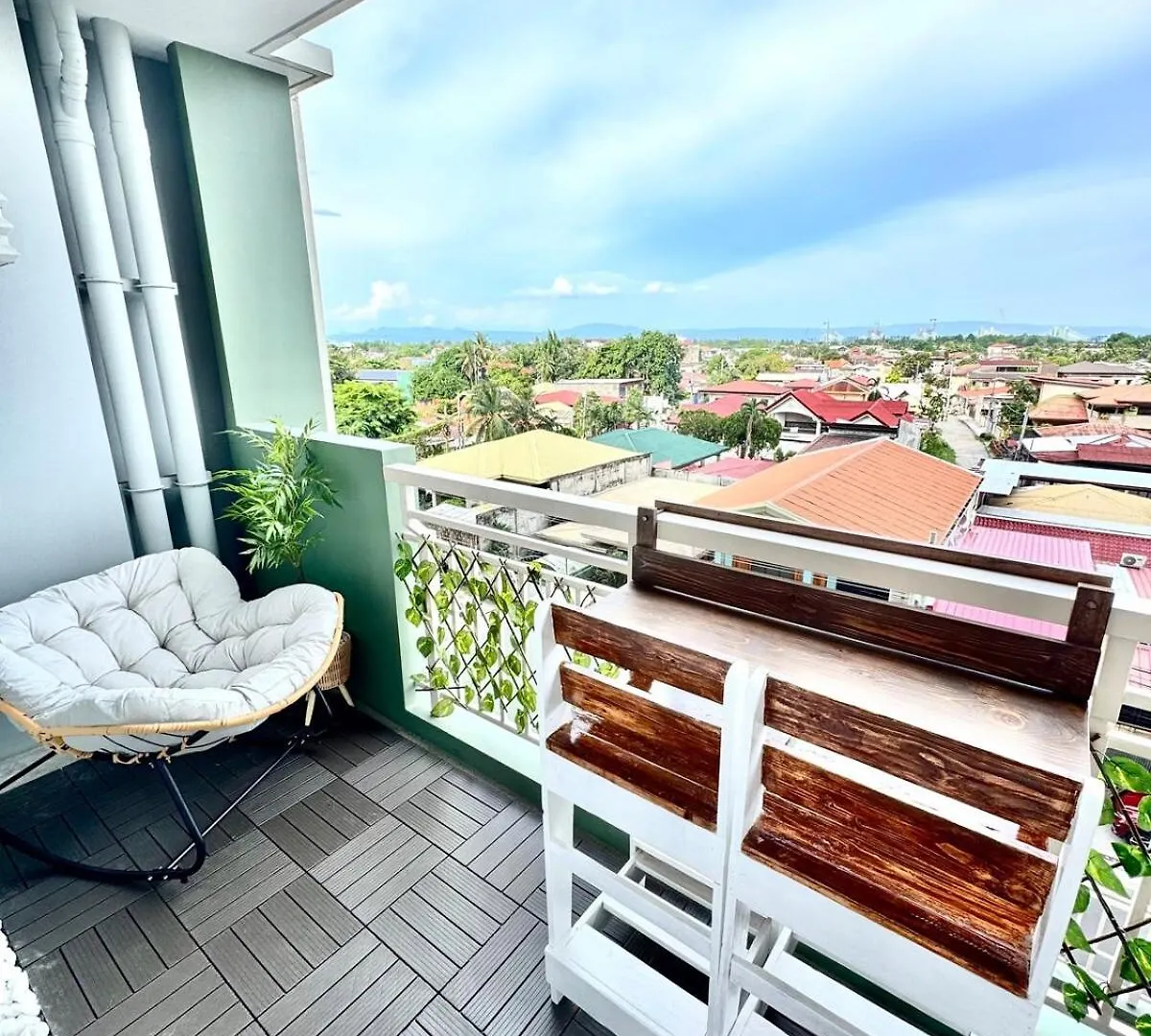 2Br Unit With Balcony At Verdon Parc, Ecoland Davao City Daire